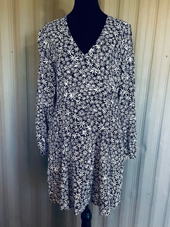 Uniqlo Ditsy Floral Dress Daisy Print Lightweight Black White Yellow L Cottage - Picture 3 of 15